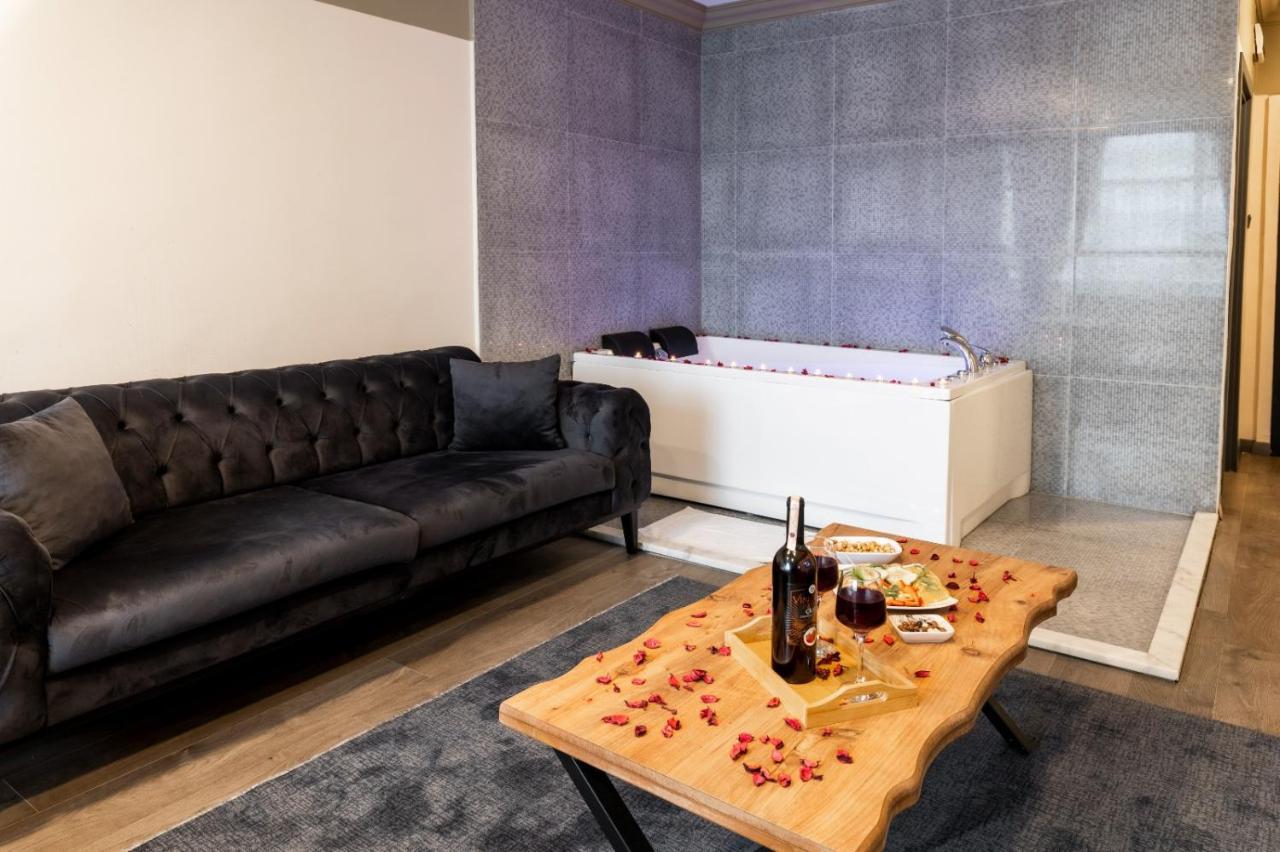 Arena Luxury Suites Hotel イスタンブール エクステリア 写真